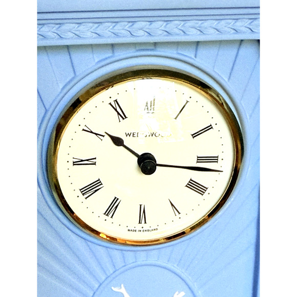 Vintage 2000 Wedgwood The Millennium Clock COA #A2355 8.75" Tall - Picture 3 of 13